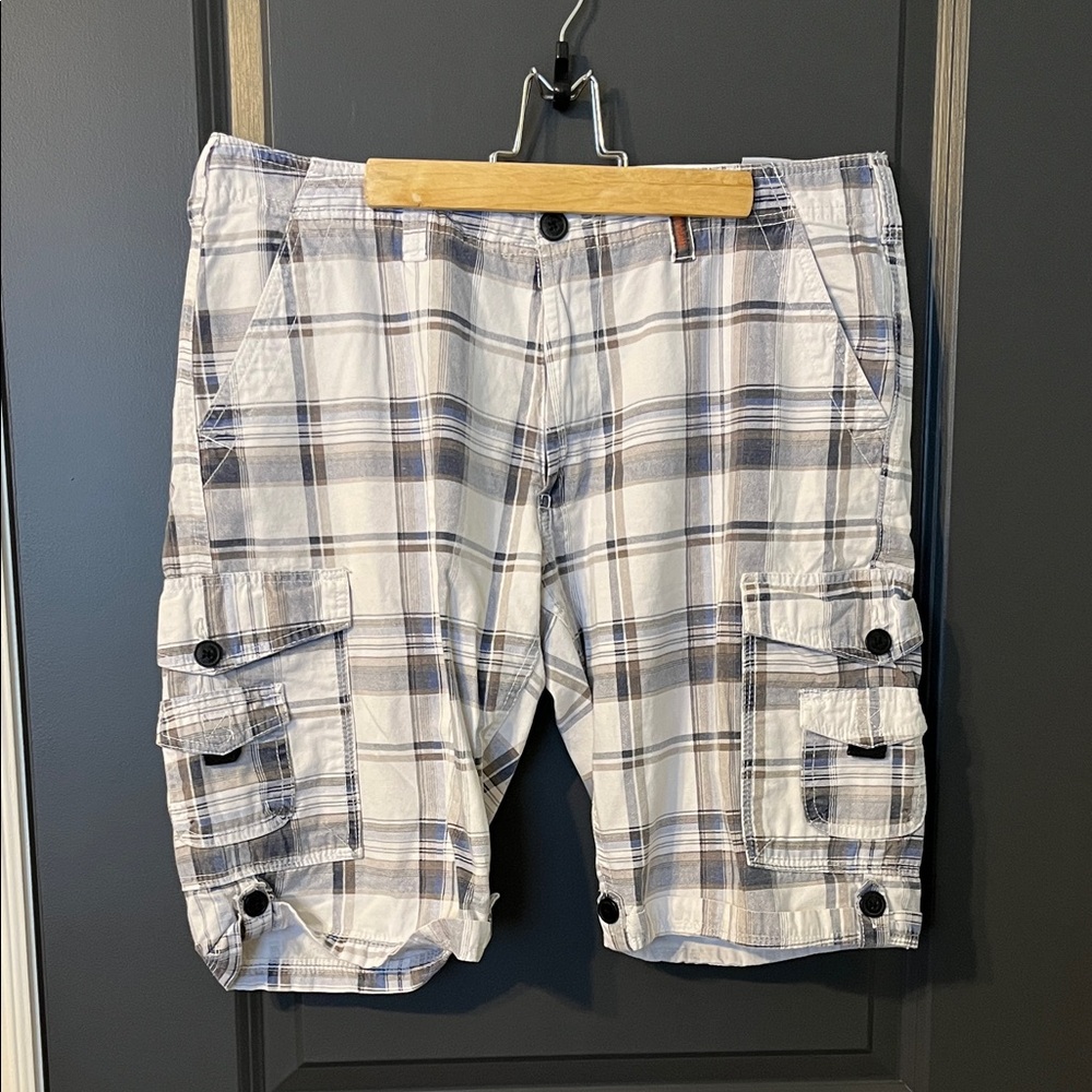 Classic Plaid Cargo Shorts for Men